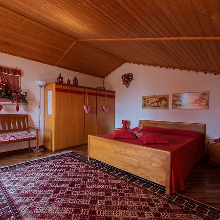 Ai Due Pini B&B 페스칸티나 외부 사진